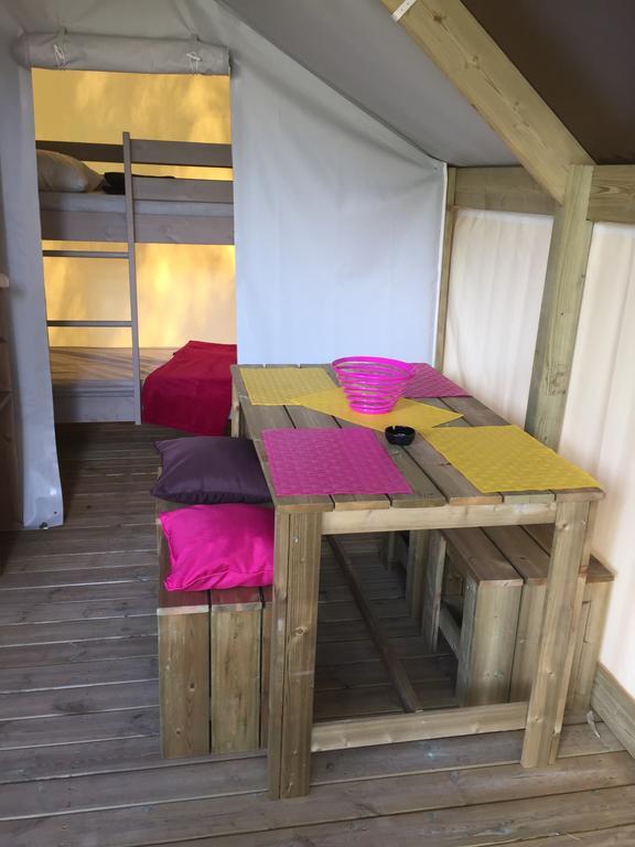 Camping Les Orangers *